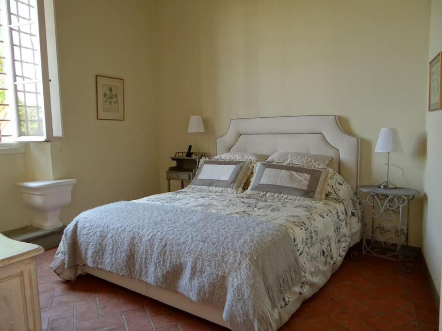 Pian Dei Giullari Suite Florence Exterior photo
